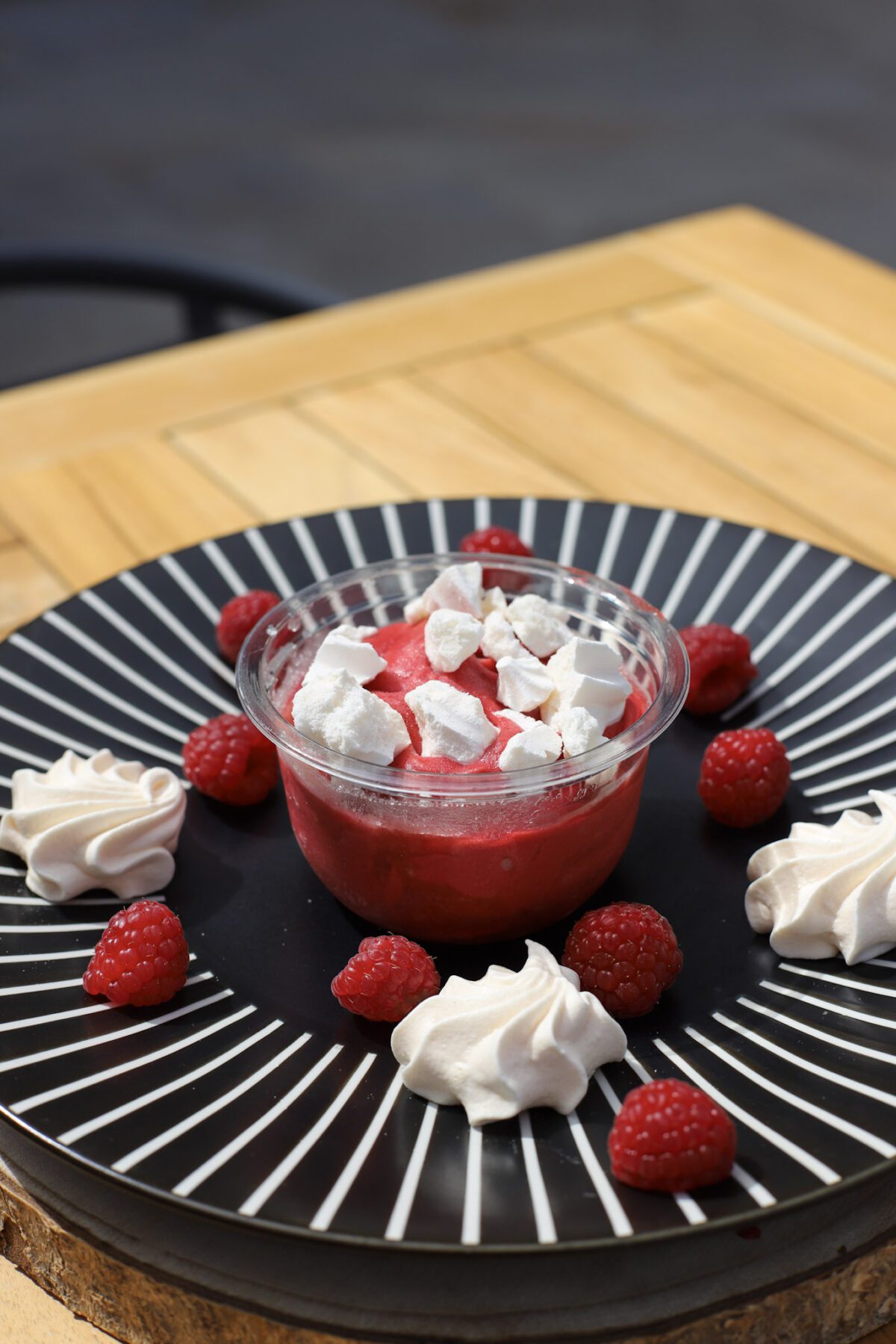 sorbet framboise fraise et meringue